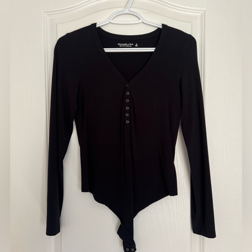 ABERCROMBIE SOFT AF HENLEY BODYSUIT